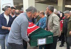 Okul saldırısında hayatını kaybetmişti! Ayla öğretmenin cenazesi yakınlarına teslim edildi