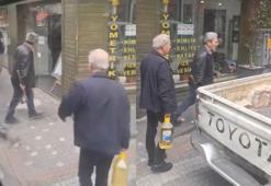 Trafikte akılalmaz olay! Baltayla otobüs şoförünü tehdit etti