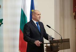 Bulgaristan’da Radev fırtınası! Sandıktan tek başına iktidar çıktı