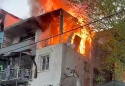İzmir'de suç delillerini gizlemek için evi yakan 10 şüpheli yakalandı