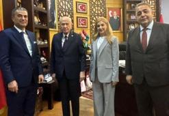 MHP Lideri Devlet Bahçeli Demirören Medya Heyeti'ni kabul etti! Bahçeli'den Türk dizilerine övgü