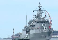 23 Nisan coşkusu! TCG Barbaros İstanbul’da halkın ziyaretine açıldı