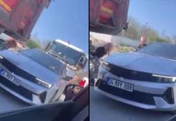 Polisin 'dur' ihtarına uymadı! Otomobilin lastikleri indirilerek yakalandı