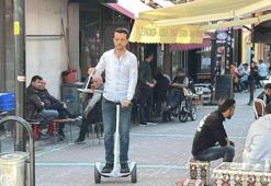 25 bin adım atan çaycı isyan etti! Çözümü hoverboard’da buldu