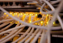 Wi-Fi sinyalini güçlendireyim derken modeminizi yakmayın: İşte yaptığınız o büyük hata!