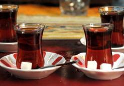 Çay suyuna 1 parça ekleyin! Lezzetini 10 kat artırıyor, saatlerce bayatlamıyor