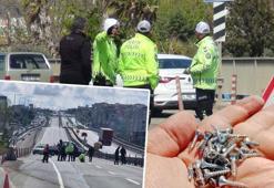 Yolda vida kabusu! 4 kilometre boyunca lastikler patladı, yol kapandı