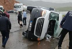 Malatya’da korkunç kaza! Yolcu minibüsü devrildi: 12 yaralı