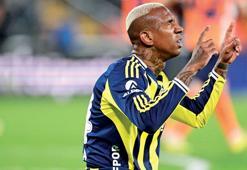 Fener Talisca’ya bakıyor