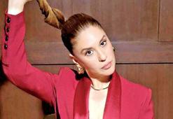 Evrim Alasya: 'Aşk tılsımıyla kalsın, yaşayan bilsin'