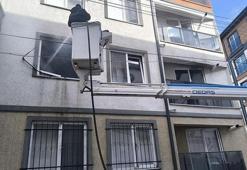 Alevlerin yükseldiği evde mucize kurtuluş! 4 çocuk sağ çıkarıldı