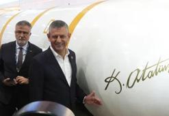 CHP lideri Özel, SAHA EXPO 2026'yı ziyaret etti