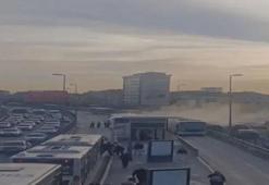 Kağıthane'de faciadan dönüldü! Metrobüs yangına paniğe neden oldu