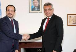 KKTC Cumhurbaşkanı Erhürman, GKRY lideri Hristodulidis ile bir araya geldi