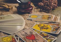 GÜNLÜK TAROT KART AÇILIMI 9 MAYIS 2026! Günün kartları nasıl bir enerji taşıyor?