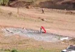Küçük yaşta büyük gurur! 14 yaşındaki Yusuf, düşen bayrağı almak için piste koştu