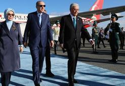 Cumhurbaşkanı Erdoğan, Kazakistan'da resmi törenle karşılandı