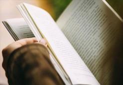 Valilikten Pendik'teki kitap listesi iddiasına ilişkin açıklama! Okul müdürü açığa alındı