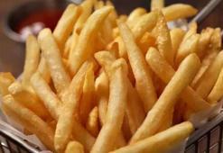 Çıtır çıtır patates kızartmasının sırrı! Böyle yapınca yağ çekmiyor, dışı çıtır içi yumuşacık oluyor!