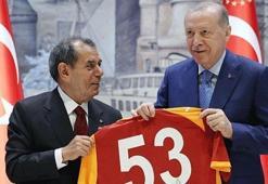 Cumhurbaşkanı Erdoğan Galatasaray Futbol Takımı'nı kabul etti