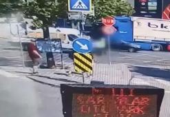 İstanbul’da korkunç kaza! Görevi başındaki kadın polise minibüs çarptı!