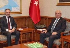 Milli Savunma Bakanı Güler, Polonya Devlet Bakanı Grodecki ile görüştü