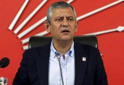 Özgür Özel, görevleri düşen CHP Parti Meclisi üyeleriyle toplantı yaptı