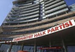 Kemal Kılıçdaroğlu’nun resmi yeniden CHP’de