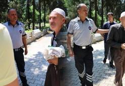 Mezarlıkta film gibi operasyon! 'Ben hocayım' dedi, sorulan soruda şaşkına döndü