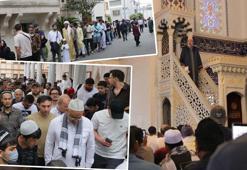 Tokyo Camii’nde bayram yoğunluğu! Namaz peş peşe 3 kez kılındı
