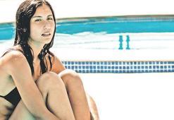 Kız kıza tatil