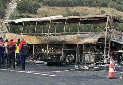 Denizli'de yolcu otobüsü yandı! 1'i bebek 8 can kaybı, 33 yaralı