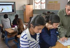 Mehmetçik’ten anlamlı destek! Şırnaklı öğrencileri geleceğe hazırlıyor