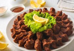 Çiğ köfte yoğururken herkes bu hatayı yapıyor! Meğer ustaların sırrı o malzemede gizliymiş