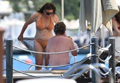 Nurgül Yeşilçay Marmaris’te sevgilisiyle tatilde!