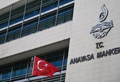 AYM'den flaş nafaka kararı! Oy çokluğu ile iptal edildi