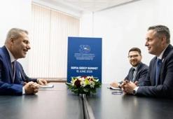 Dışişleri Bakanı Hakan Fidan, Bosna Hersek Devlet Başkanlığı Konseyi Başkanı Becirovic ile görüştü