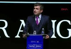 Selçuk Bayraktar: Verilerimizi küresel güçlere vermemeliyiz