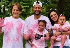 Brezilyalı futbolcu Neymar'ın beşinci çocuğu oluyor