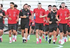 Montella ile devam