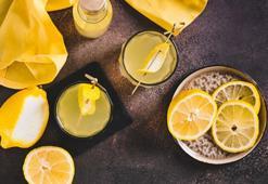 Kavurucu sıcaklarda içmeye doyamayacaksınız! Limonata dediğin böyle yapılır