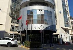 Balçova Belediye Başkanı Onur Yiğit'in annesi serbest bırakıldı