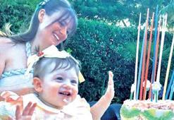 Leyla Yaz 1 yaşında
