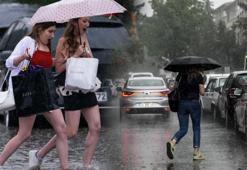 İstanbul'a kuvvetli sağanak alarmı! Valilik 7 ilçeyi tek tek uyardı: 10-12 saat sürecek