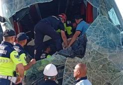 Aksaray'da yolcu otobüsü yoldan çıktı! Çok sayıda yaralı var