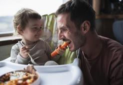 Bebek beslenmesinde ezber bozan yöntem: BLW (bebek liderliğinde beslenme) nedir, nasıl uygulanır?