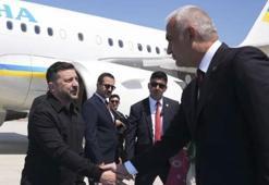 Bakan Ersoy, Zelenski'yi havalimanında karşıladı