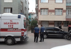 Aile katliamı! Üvey annesi ve kız kardeşini bıçakla keserek öldürdü