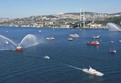 15 Temmuz’un 10. yılında İstanbul Boğazı’nda görkemli tören! 253 gemiyle deniz korteji