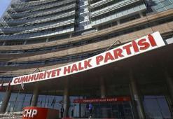 CHP'de 8 il başkanı daha görevden alındı
